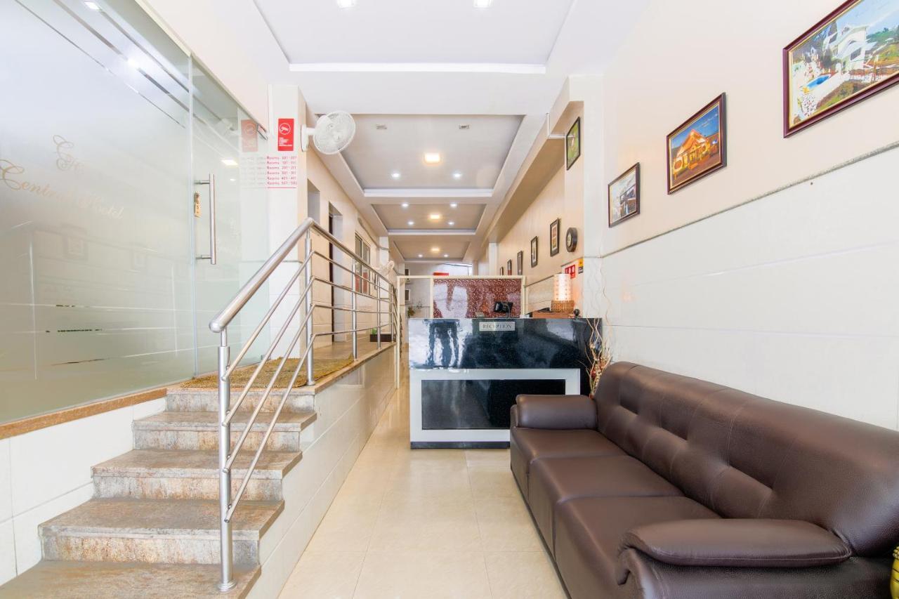 Hotel Central Suites バンガロール エクステリア 写真